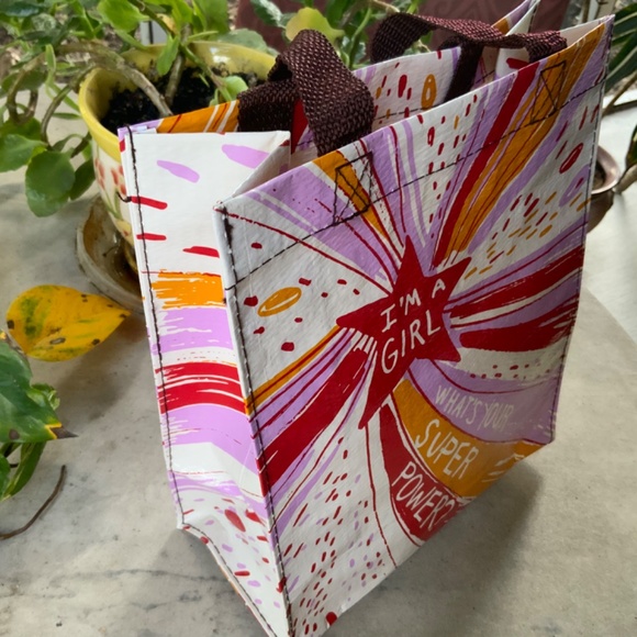 BLUE Q⭐️ Fun Fab ❤️ Reusable LUNCH TOTE ~ EVERYTHING BAG “GIRL POWER” ❤NWT - Picture 4 of 9